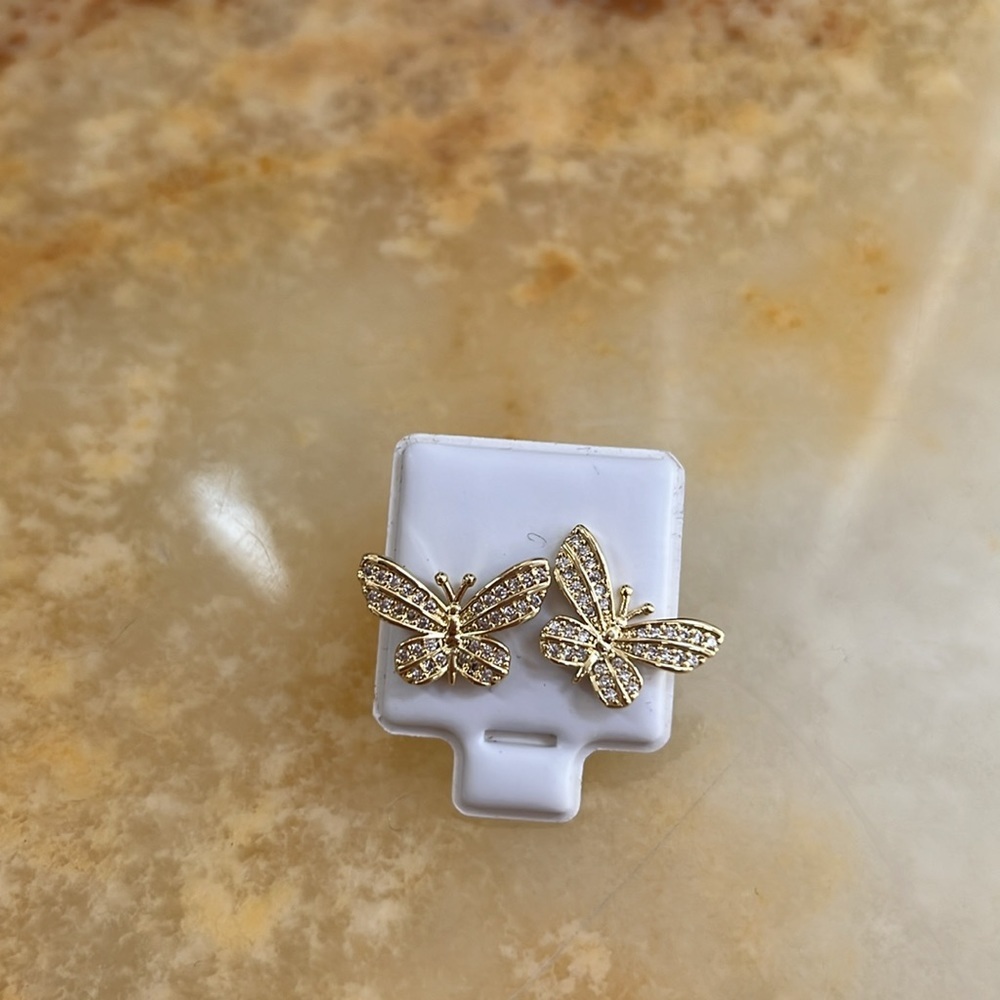 New 14K Gold plated butterfly earrings push back - Picture 3 of 6